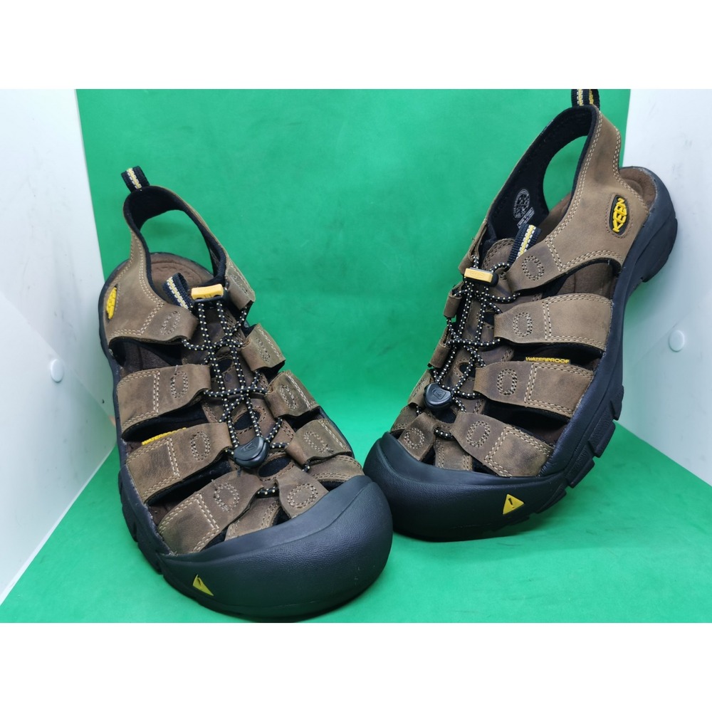KEEN Men's Size 11 M Newport Brown Leather Waterproof Hiking Sandals 1001870